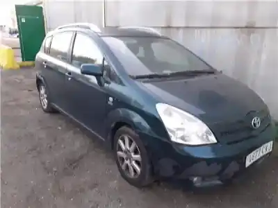 Scrapping Vehicle TOYOTA COROLLA VERSO (E12) 2.0 D4d of the year 2004 powered 1CD-FTV