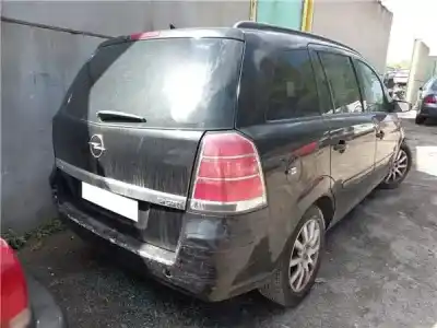 Veículo de Sucata opel zafira / zafira family b (a05) 1.9 cdti (m75) do ano 2007 alimentado z19dt