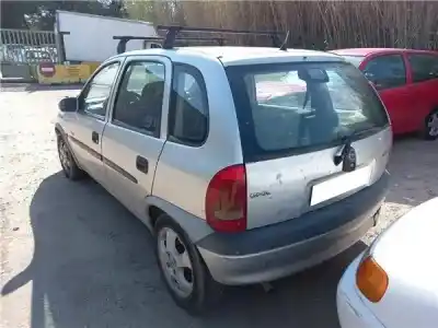 Vehicul casat opel                                               corsa b (1993->)                                                                                                                                                                                                                                           1.7 d al anului 1999 alimentat x 17 d (4ee1)