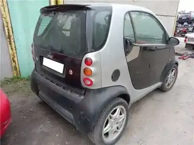 Vehicul casat smart micro compact car 600 al anului 1999 alimentat g13