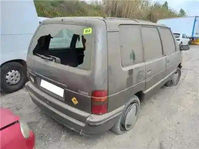 Veicolo di demolizione renault espace (j63) 2.9 v6 rxe dell'anno 1992 alimentato 