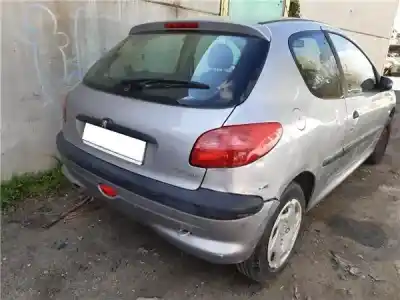 Vehicul casat peugeot 206 sw (2e/k) 1.4 hdi al anului 2002 alimentat 8hx (dv4td)