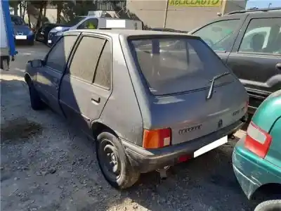 Veículo de Sucata peugeot 205 berlina 1.4 gt do ano 1988 alimentado 1y2