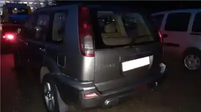 Veículo de Sucata nissan x-trail i (t30) 2.2 dci do ano 2003 alimentado yd22ddti
