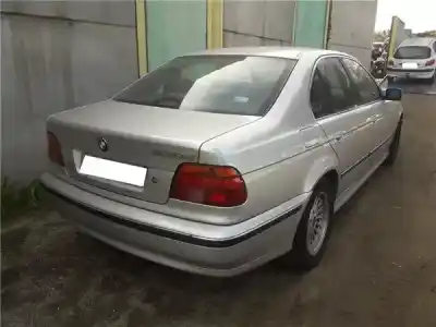 Sloopvoertuig bmw serie 5 berlina (e39) 3.0 530d van het jaar 1999 aangedreven 306d1