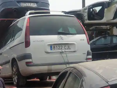 Veículo de Sucata CITROEN C8 2.0 HDi X do ano 2003 alimentado RHTDW10ATED4