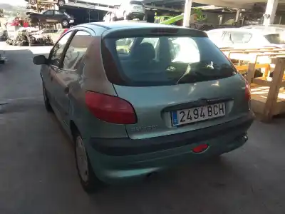 Veículo de Sucata peugeot 206 berlina 1.9 diesel do ano 2000 alimentado wjy