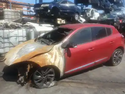 Veículo de Sucata renault megane ii berlina 5p emotion do ano 2014 alimentado k9k636