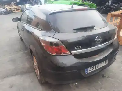 Veículo de Sucata opel astra gtc cosmo do ano 2006 alimentado z19dth