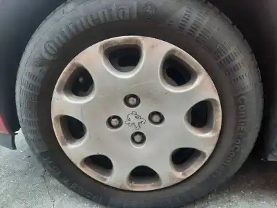 Veículo de Sucata peugeot 307 (s1) xr do ano 2003 alimentado rhy