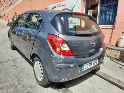 Здавання транспортного засобу opel corsa d expression року 2013 потужний a12xer