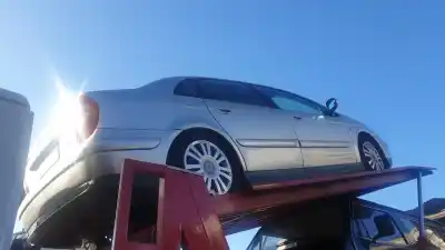 Veicolo di demolizione CITROEN C5 BERLINA 2.2 HDi Vivace dell'anno 2001 alimentato 4HX