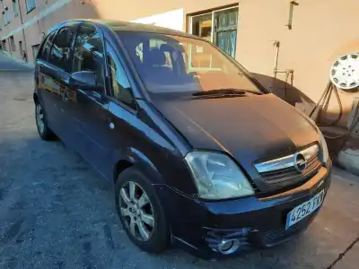 Véhicule à la ferraille opel meriva cosmo de l'année 2007 alimenté z17dth
