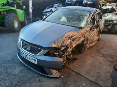 Veículo de Sucata seat ibiza (6j5) stylance / style do ano 2013 alimentado cayb