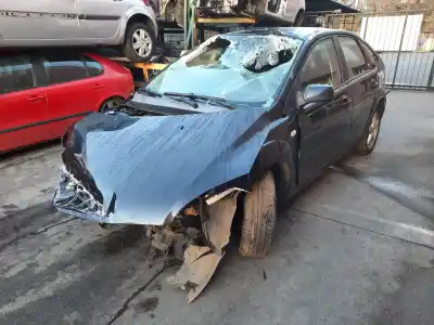 Veicolo di demolizione ford focus berlina (cap) ambiente (d) dell'anno 2006 alimentato kkda