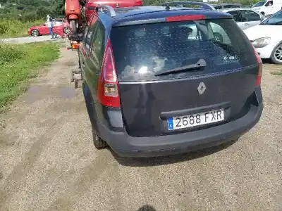 Scrapping Vehicle RENAULT MEGANE II FAMILIAR Authentique 131 CV / 96 KW of the year 2007 powered F9Q