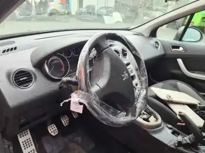 Veículo de Sucata peugeot 308 sport do ano 2011 alimentado 9hx