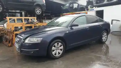 Véhicule à la ferraille audi a6 berlina (4f2) 2.4 177 cv / 130 kw de l'année 2001 alimenté bdw