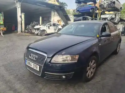 Véhicule à la ferraille audi a6 berlina (4f2) 2.4 177 cv / 130 kw de l'année 2001 alimenté bdw