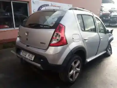 Veículo de Sucata dacia sandero stepway do ano 2012 alimentado k9k892