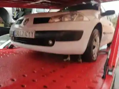 Утилизация автомобиля RENAULT MEGANE II FAMILIAR Authentique 82 CV / 60 KW года 2004 питание K9K722