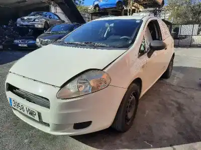 Veículo de Sucata fiat grande punto van (299) basis do ano 2012 alimentado 199a2000