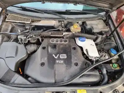 Veículo de Sucata audi a6 berlina (4b2) 2.5 v6 24v tdi do ano 2006 alimentado afb