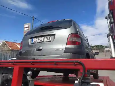 Здавання транспортного засобу RENAULT MEGANE I SCENIC (JA0) 1.9 dTi Diesel CAT 98 CV / 72 KW року 2001 потужний F9Q