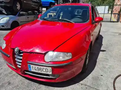 Vehicul casat alfa romeo 147 (190) 1.9 jtd distinctive al anului 2003 alimentat 937a2000