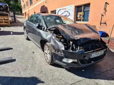 Vehicul casat citroen c5 berlina exclusive al anului 2009 alimentat dt17ed4