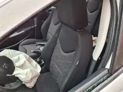 Vehicul casat peugeot 308 confort al anului 2010 alimentat 9hx