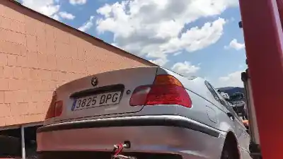 Veículo de Sucata bmw serie 3 berlina (e46) 318i do ano 1998 alimentado m43b19