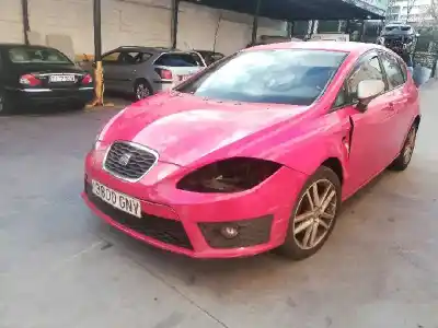 Veículo de Sucata SEAT LEON (1P1) FR 1 do ano 2001 alimentado CEGA