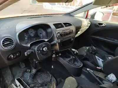 Veicolo di demolizione seat leon (1p1) fr 1 dell'anno 2001 alimentato cega