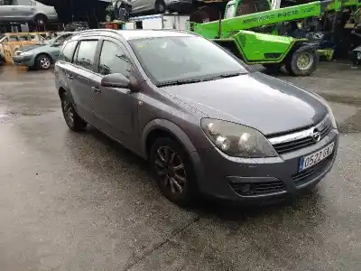 Veículo de Sucata opel astra h caravan elegance do ano 2005 alimentado z16xe9