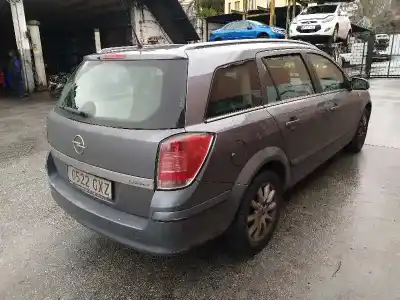 Veículo de Sucata opel astra h caravan elegance do ano 2005 alimentado z16xe9
