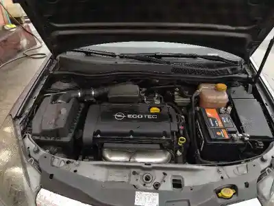 Veículo de Sucata opel astra h caravan elegance do ano 2005 alimentado z16xe9