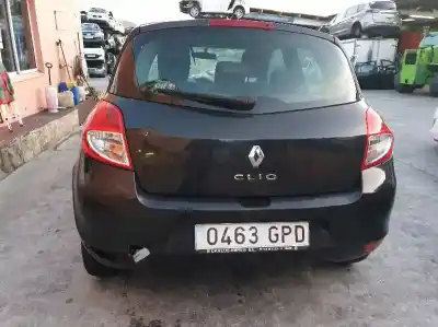 Veículo de Sucata renault clio iii pack authentique do ano 2009 alimentado k9k768