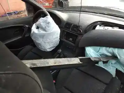 Veículo de Sucata BMW SERIE 3 COMPACT (E46) 320td do ano 2004 alimentado M47N204D4