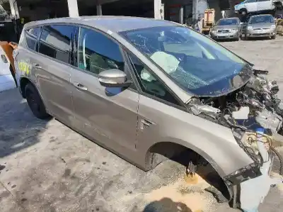 Vehicul casat ford s-max trend al anului 2016 alimentat ufcb