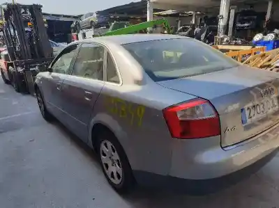 Sloopvoertuig audi a4 berlina (b5) 1.6 van het jaar 2003 aangedreven awx