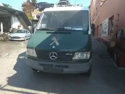 Veicolo di demolizione MERCEDES                                           SPRINTER CAJA ABIERTA/DOBLE CAB.                                                                                                                                                                                                                           2.9 Turbodiesel                                                                                                                                                                                                                                            dell'anno 2001 alimentato 602980