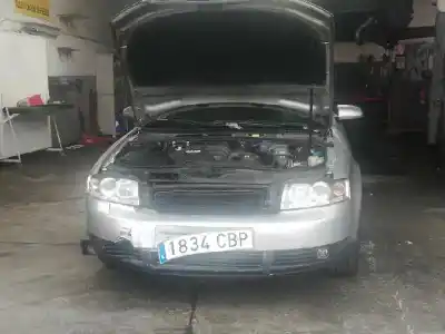 Veículo de Sucata AUDI A4 B6 (8E2) 1.9 TDI do ano 2002 alimentado AVF
