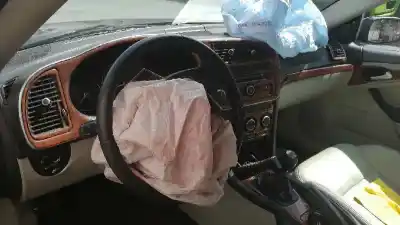 Veicolo di demolizione saab 9-3 cabrio vector dell'anno 2007 alimentato z19dth