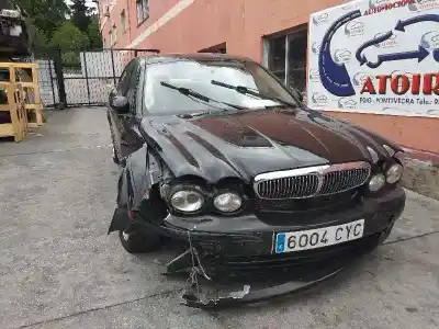 Veículo de Sucata jaguar x-type 2.0 d classic do ano 2004 alimentado fmba