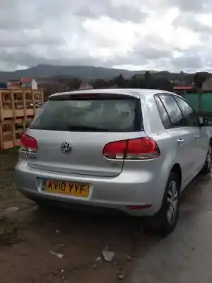 Scrapping Vehicle VOLKSWAGEN GOLF VI (5K1) Advance Bluemotion of the year 2001 powered CAY