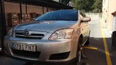 Veículo de Sucata toyota corolla (_e12_) 1.4 d (nde120_) do ano 2006 alimentado 1ndtv