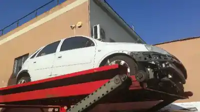 Veículo de Sucata OPEL CORSA C Enjoy do ano 2006 alimentado 