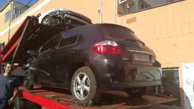 Здавання транспортного засобу toyota auris live року 2010 потужний 1ndtv