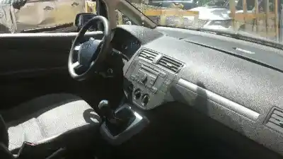 Scrapping Vehicle ford focus c-max (cap) ambiente (d) of the year 2004 powered g8da